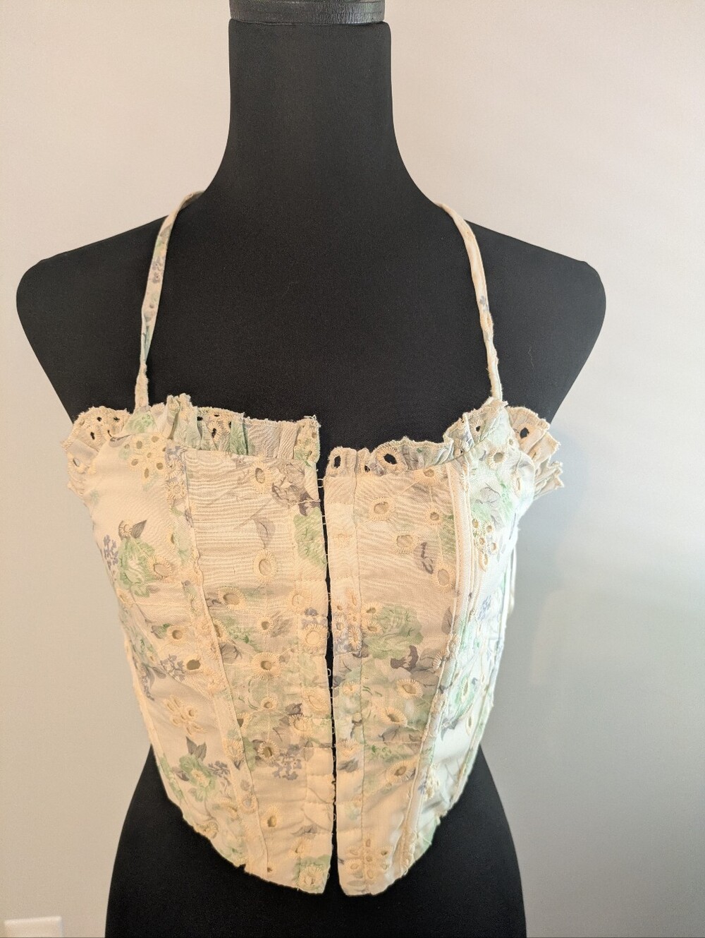 NWT PrettyLittleThing Crop Corset Halter Top Cottagecore Boning Eyelet Sz 2